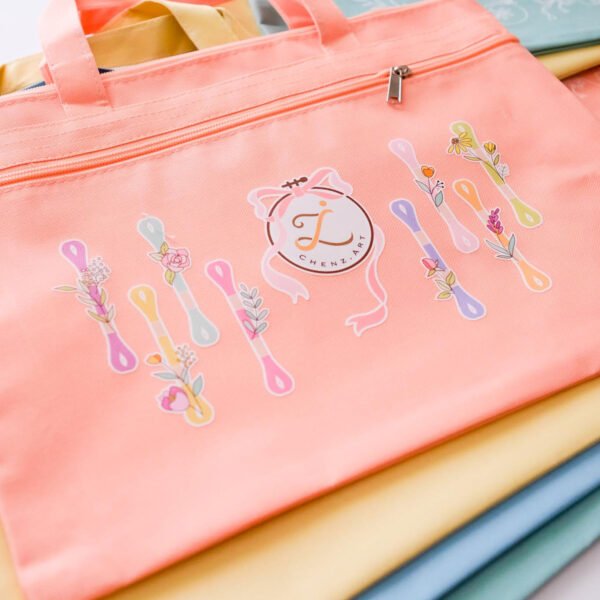 حقيبة أدوات  بتصميم ملون